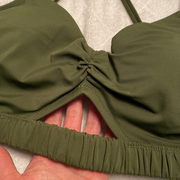 Women's Cinch Trim Cut Out Detail Bikini Top - Shade & Shore 34D (Top Only) - Picture 3 of 6